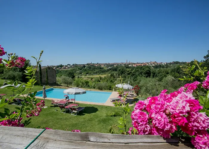 Podere La Strega Country house