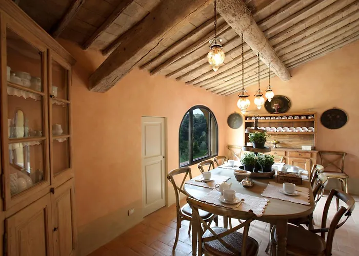 坡德利拉斯特雷加酒店 *